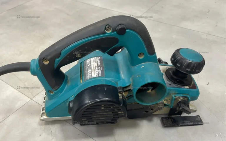 Электрорубанок makita KP0810C
