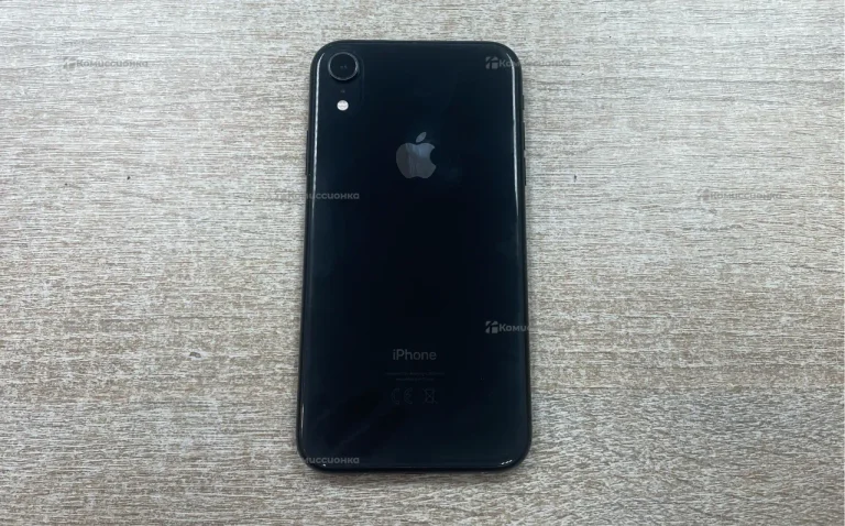 Apple iPhone XR 4/128 ГБ