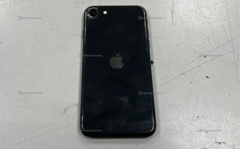 Apple iPhone SE (2020) 4/64 ГБ