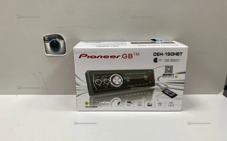 Автомагнитола PIONEER DEN-190HBT