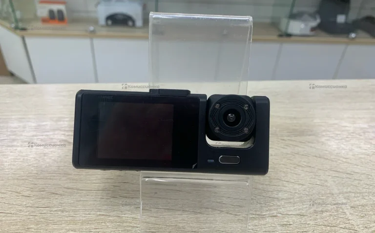 Видеорегистратор  INTEGOBasic VX-333DUAL