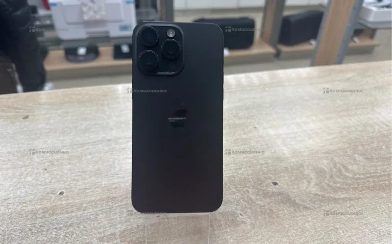 Apple iPhone 15 Pro Max 8/256 ГБ