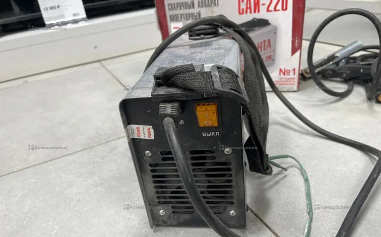 Сварочный аппарат Ресанта САИ 220