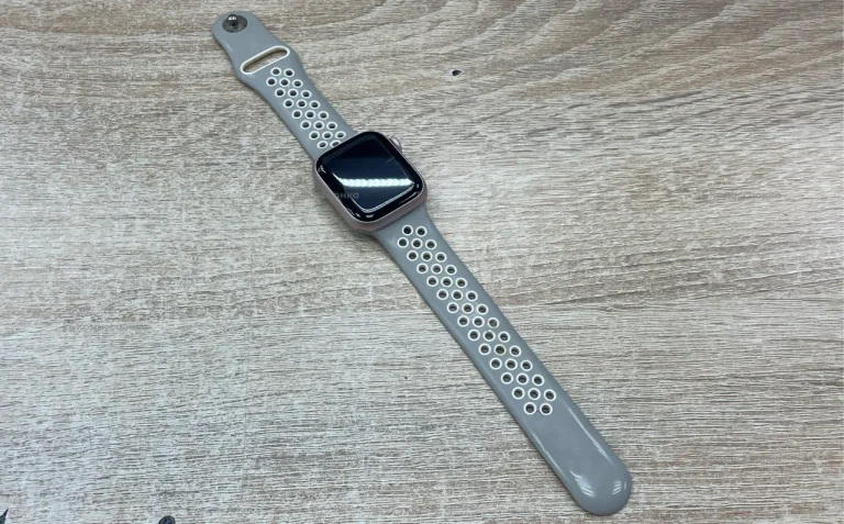 Часы  Apple Watch Series 9 41mm