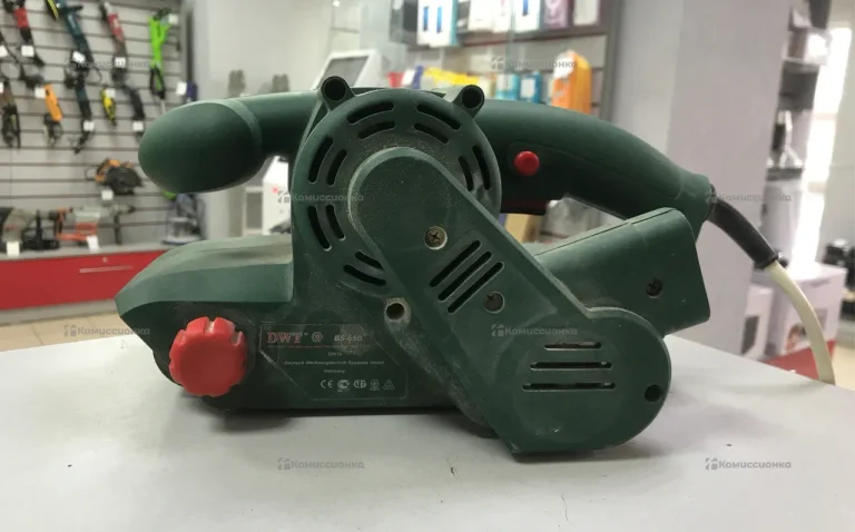 Шлифмашинка DWT BS-650