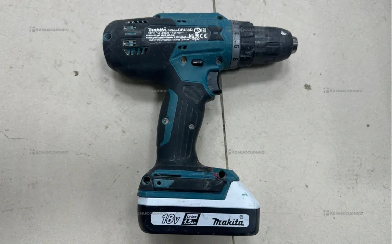 Шуруповерт Makita DF488