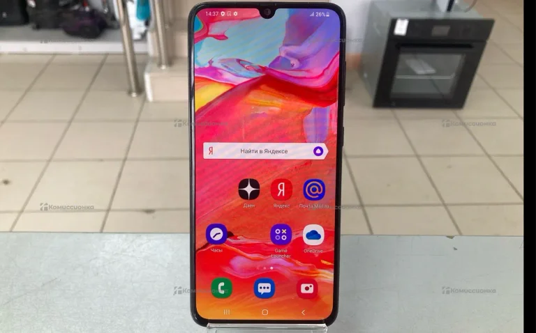 Samsung Galaxy A70 6/128 ГБ