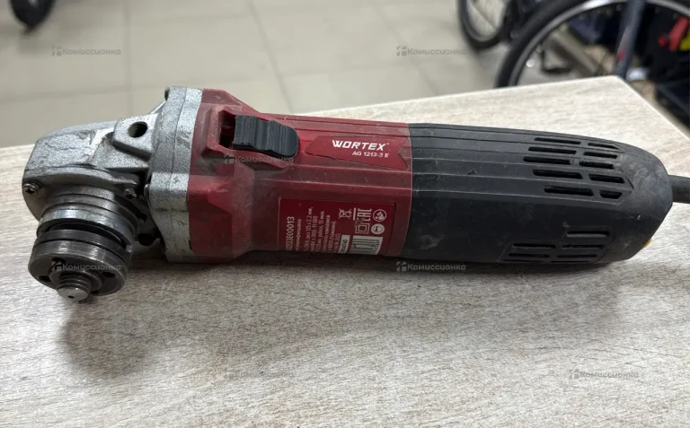 УШМ Wortex AG 1213 E