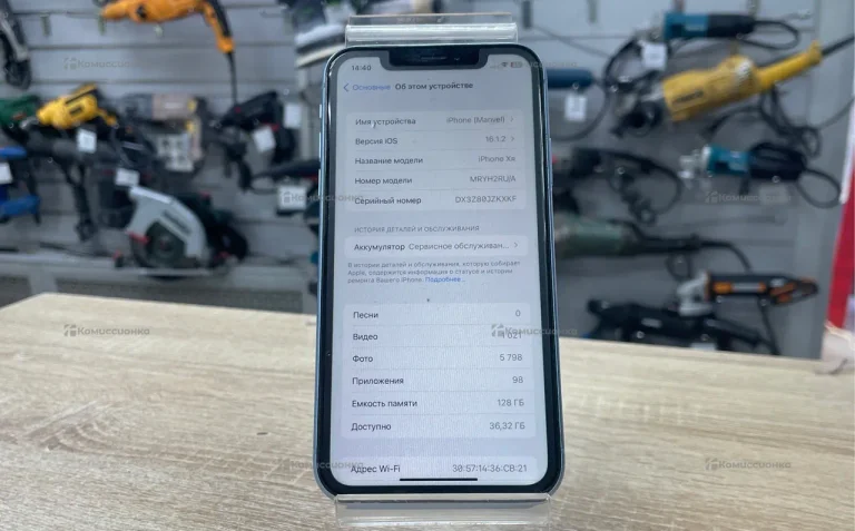 Apple iPhone XR 4/128 ГБ