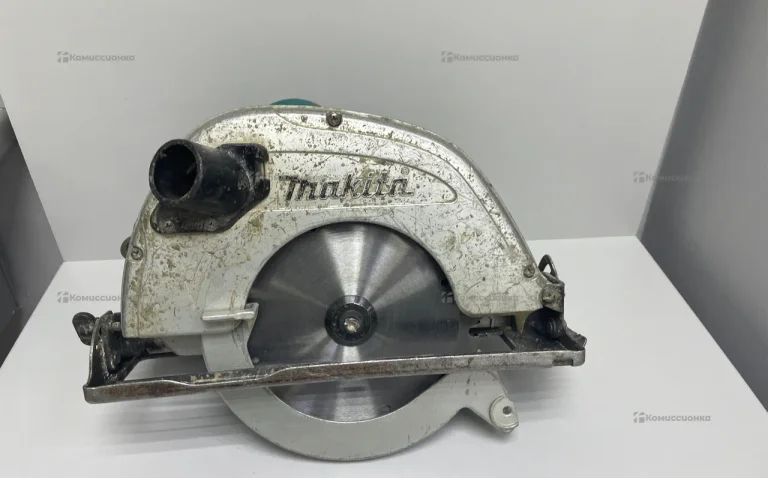 Циркулярная пила Makita 5704 R