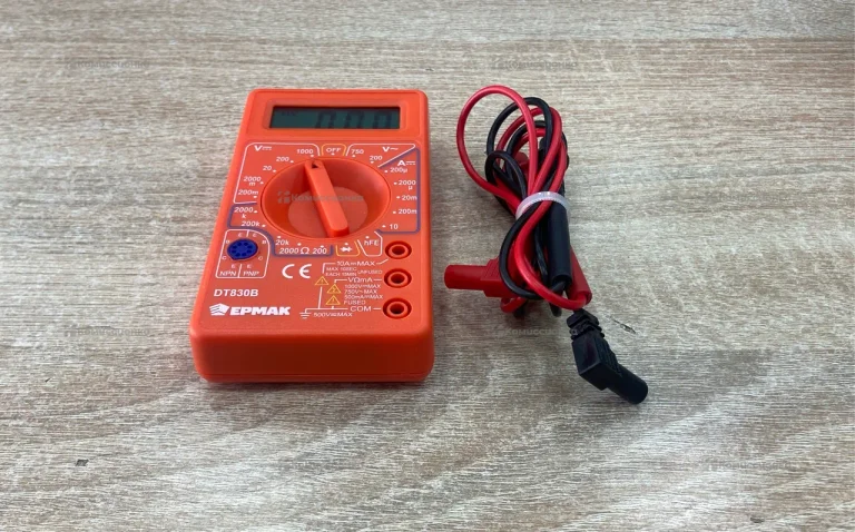 Мультиметр Ермак DT830B