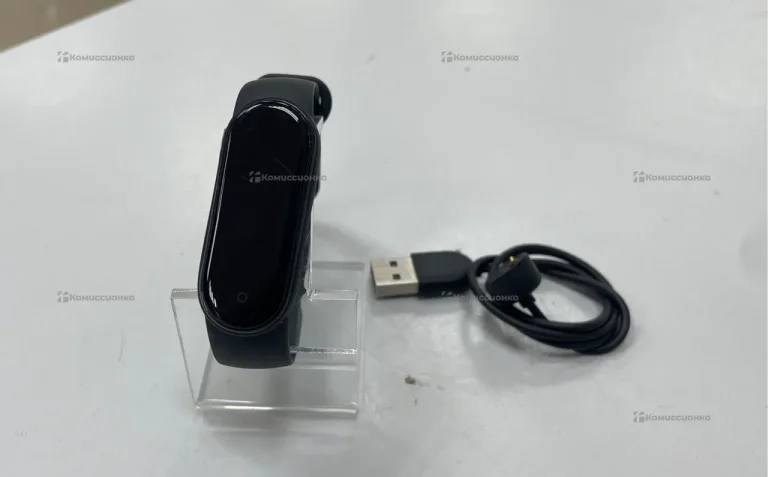 Часы Mi Band 5