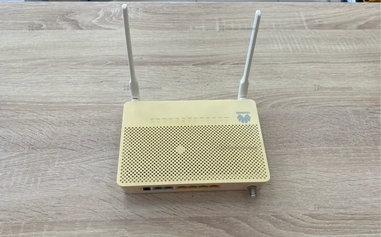 Роутер Huawei HG8247H5