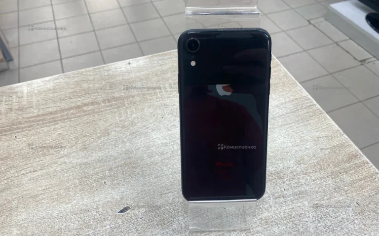 Apple iPhone XR 3/128 ГБ