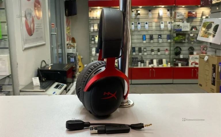 HyperX Cloud III S WL 2025