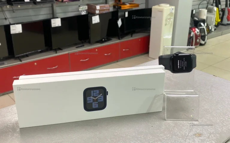 Часы  Apple Watch SE gen 2 40mm
