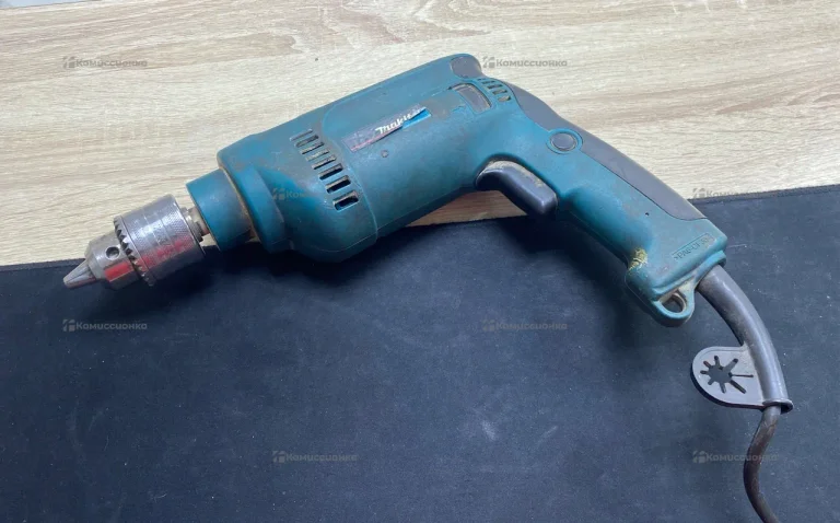 Дрель Makita