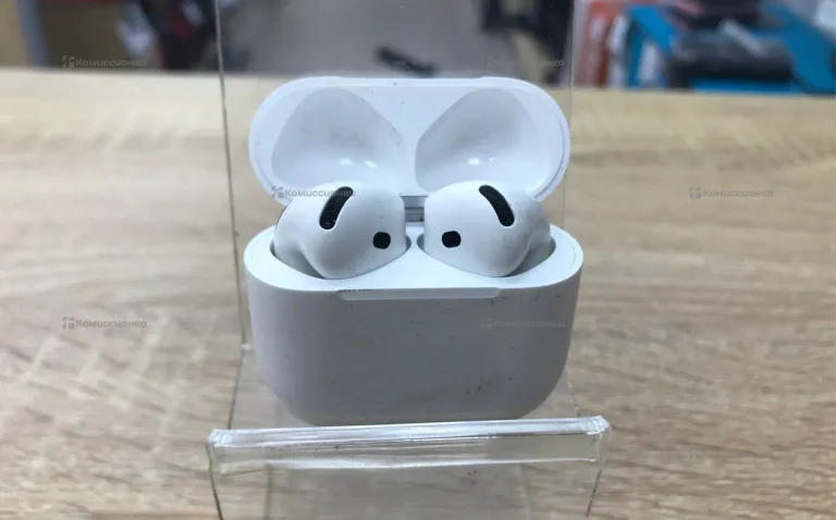 Наушники  Airpods 4