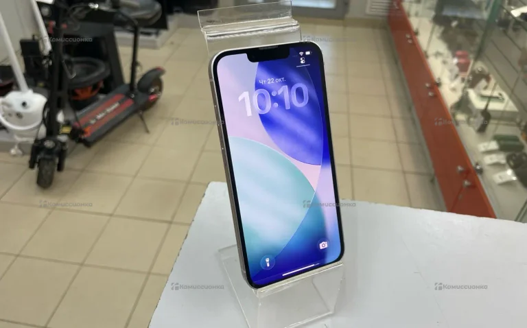 Apple iPhone 13 4/128 ГБ