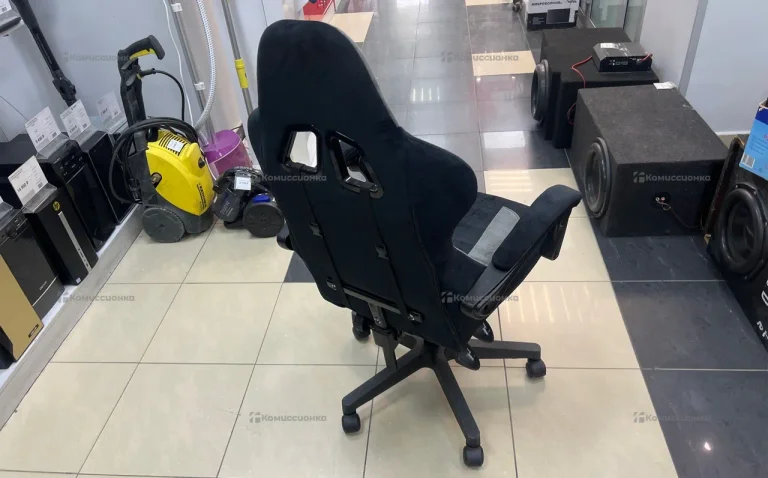 Игровой стул Knight