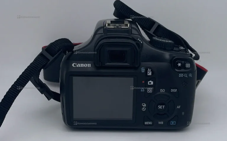 Фотоаппарат  Canon EOS 1100d