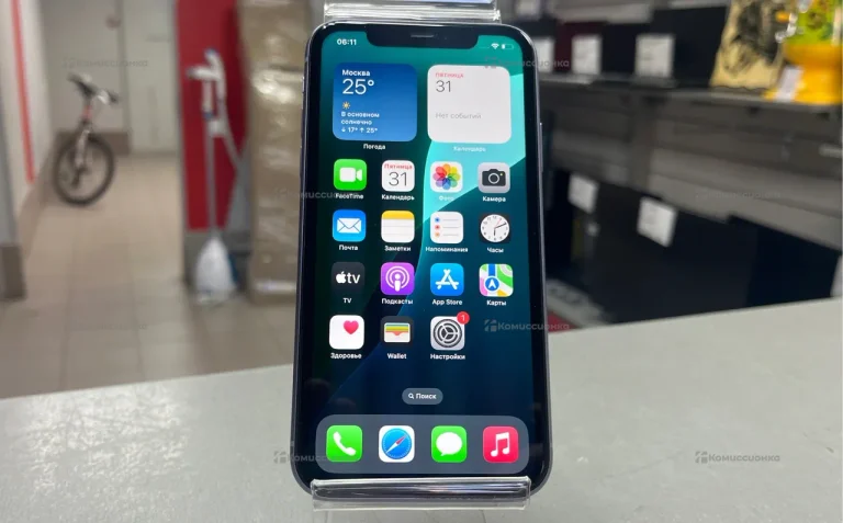 Apple iPhone 11 4/64 ГБ