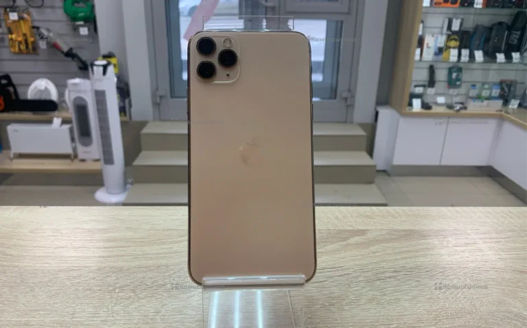 Apple iPhone 11 Pro Max 4/64 ГБ