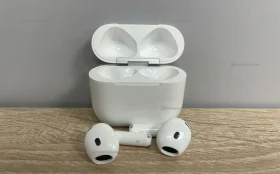Купить Наушники AirPods 4 б/у , в Тюмень Цена:5990рублей