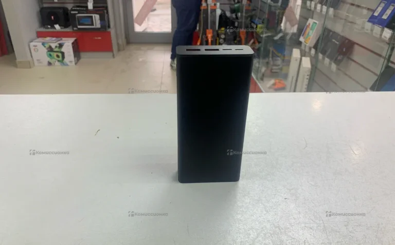 Првербанк с экраном Keyron 20000