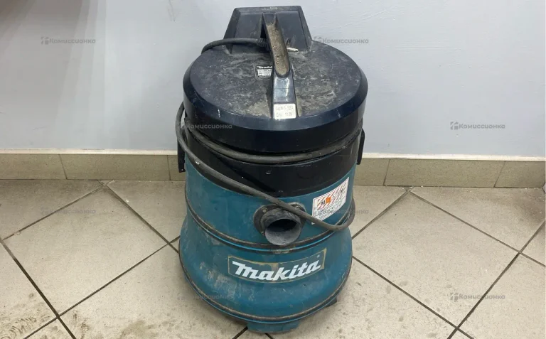 Строительный пылесос Makita 440