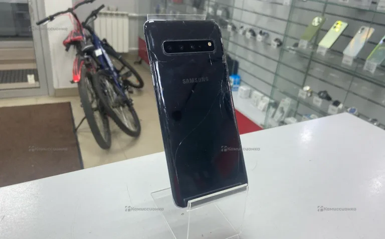 Samsung Galaxy S10 5G 8/256 ГБ