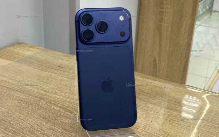 Apple iPhone 17 Pro 8/256 ГБ
