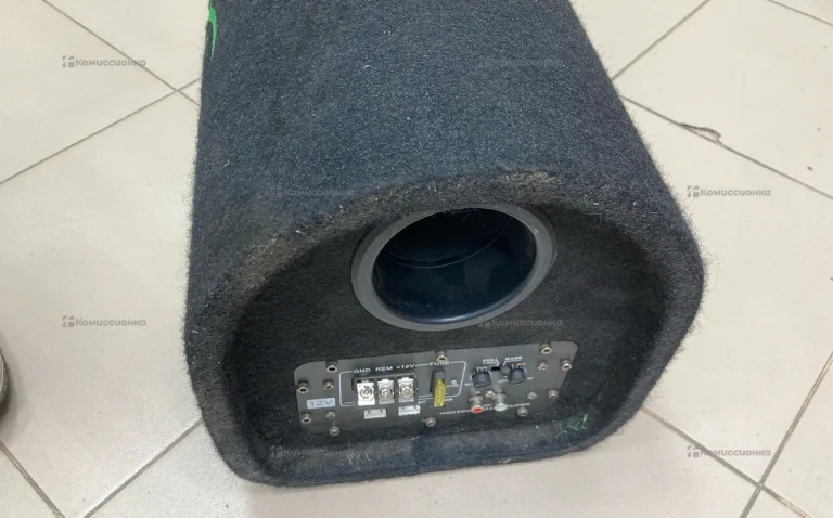Активный сабвуфер 8 дюймов 1800W