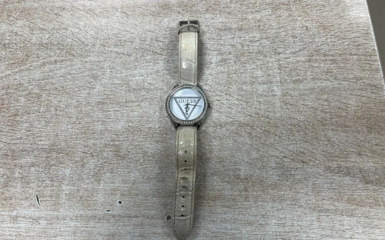 Часы Guess W650061