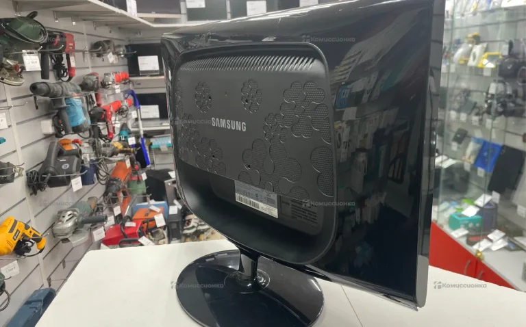 Монитор Samsung ls19cmykf