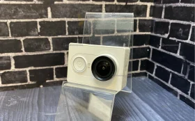 Купить Экшен камера YI YDXJ01XY б/у , в Курган Цена:2200рублей