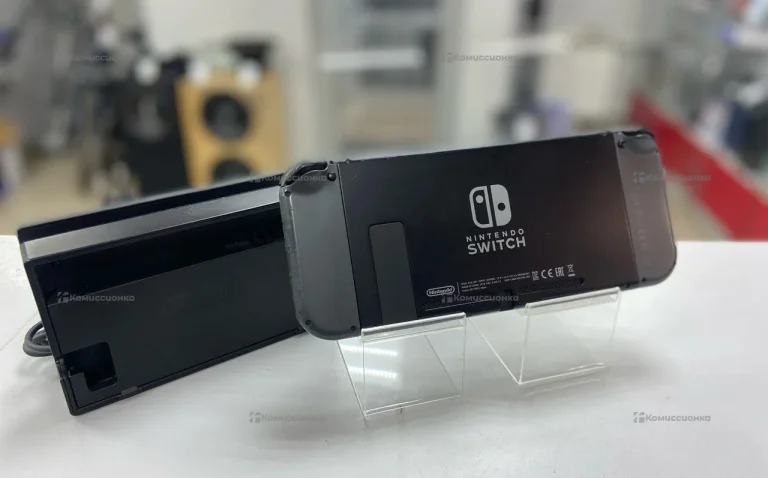 Игровая приставка Nintendo Switch (HAC-001)