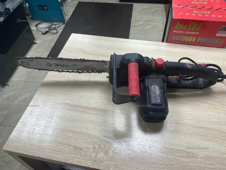 Электрическая пила P.I.T. PKE405-D1