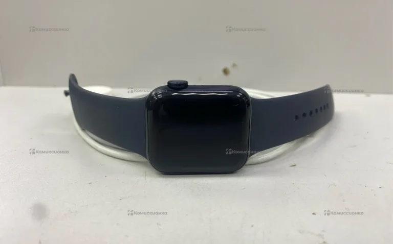 Часы  Apple Watch se2 40mm