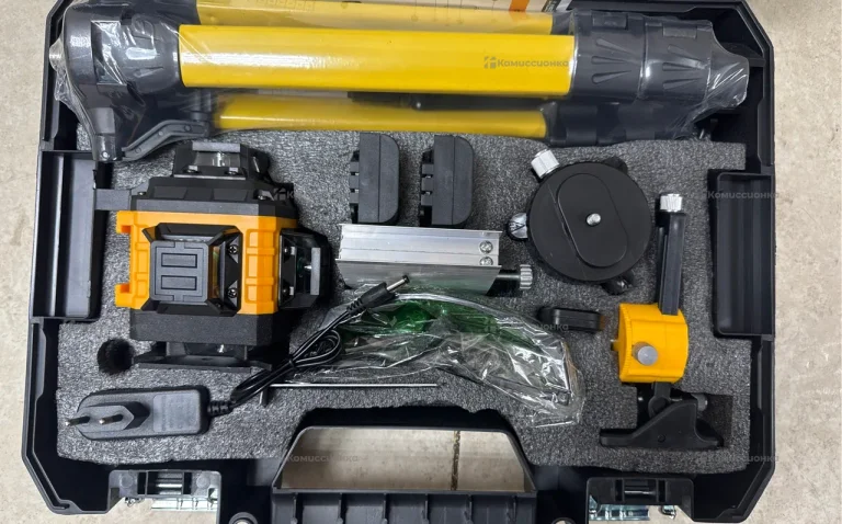 Лазерный уровень Dewalt реплика