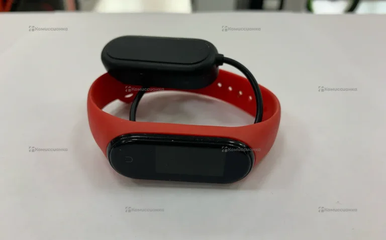 Часы Mi band 4