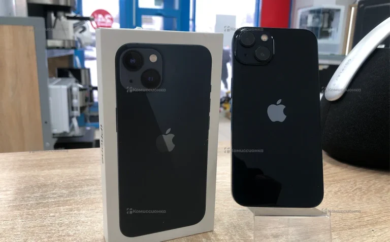 Apple iPhone 13 4/128 ГБ