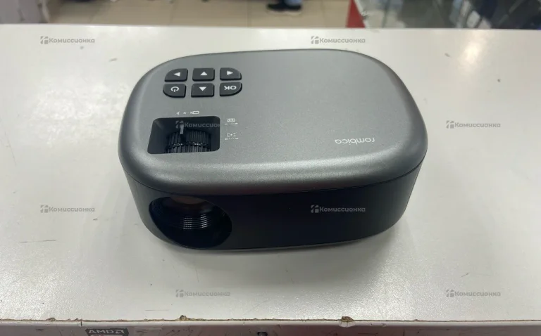 Проектор  Rombica Multiverse Nano Q