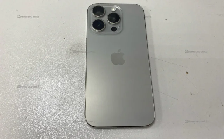 Apple iPhone 15 Pro 8/128 ГБ