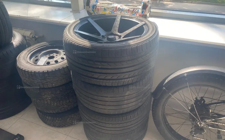 Литые диски XXR 17 5*114,3 8,5 +2 на шинах