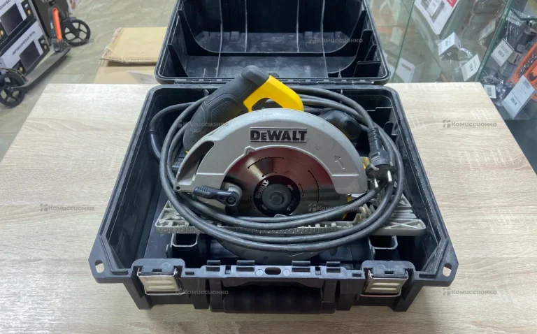 Циркулярная пила Dewalt DWE 576