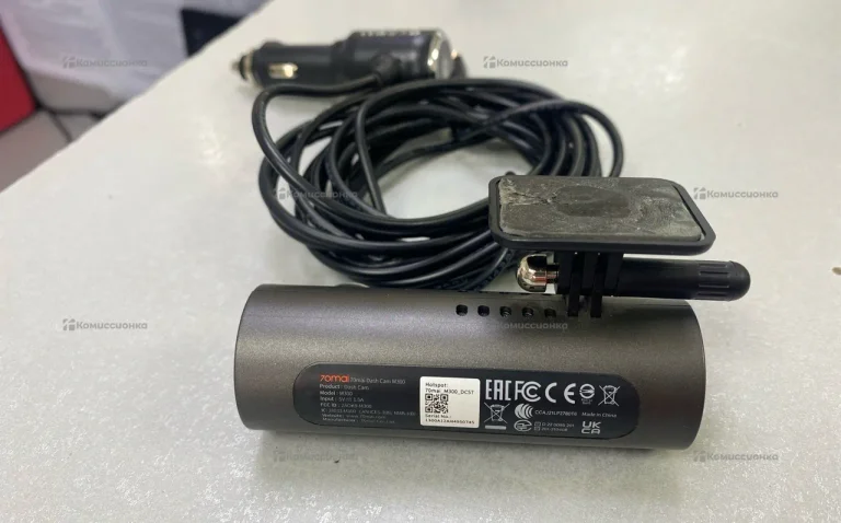Видеорегистратор 7OMAI Dash Cam M300