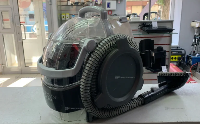 Моющий пылесос Bissell