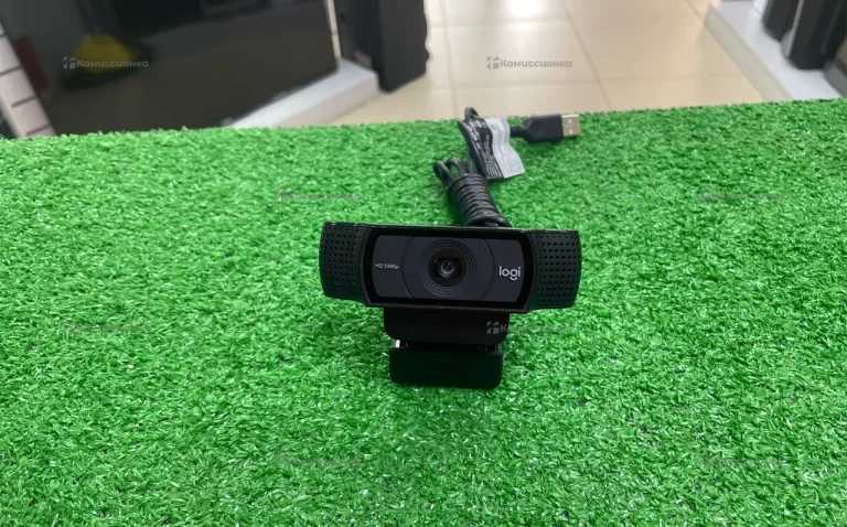Веб камера Logitech C920 HD