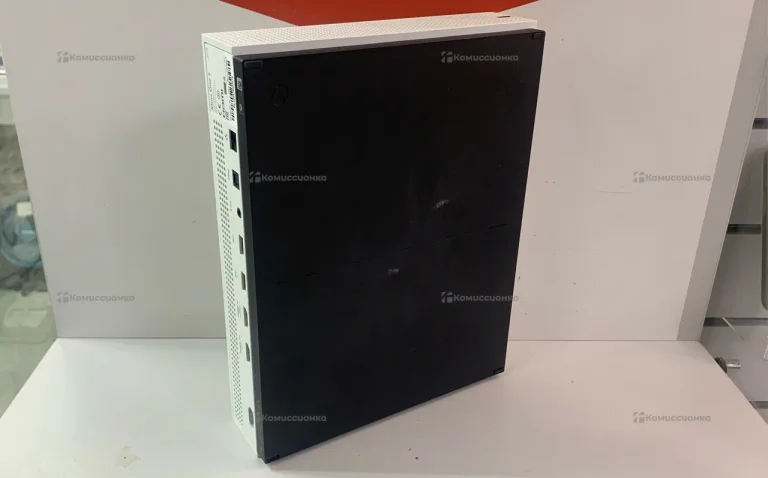 Приставка Приставка Xbox One S 1 ТБ